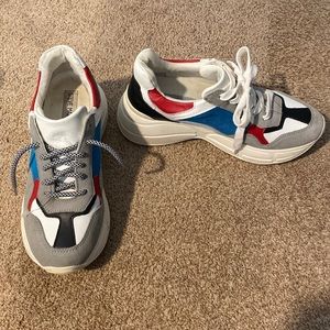 Steve Madden Athletic shoes. Size 7